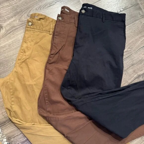 Old Navy Men Pants bundle Black Brown Tan/ khaki straight and athletic fit 36x32 - Picture 2 of 8